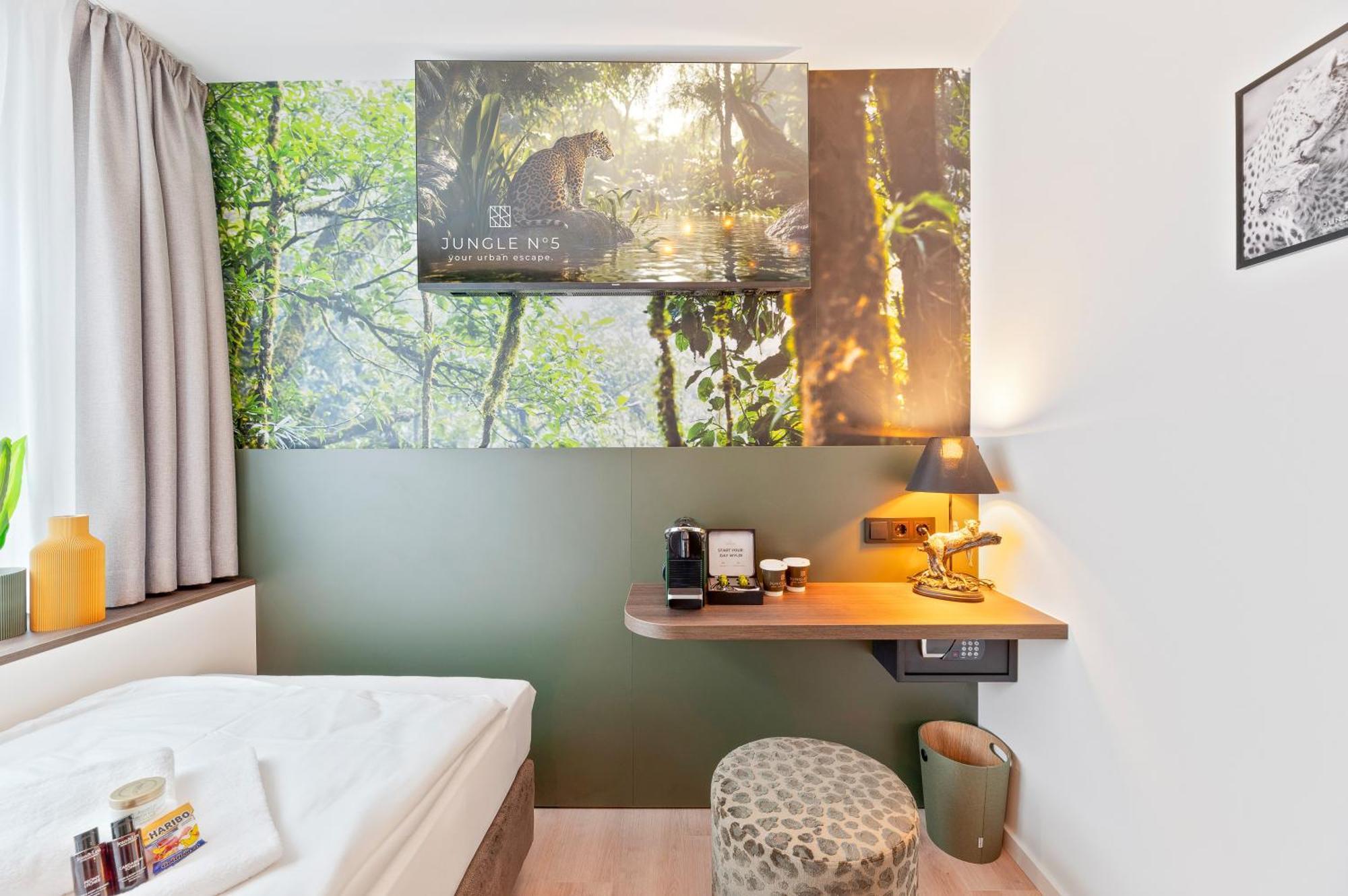 Jungle No5 Boutique Hotel - Stuttgart City-Center 외부 사진