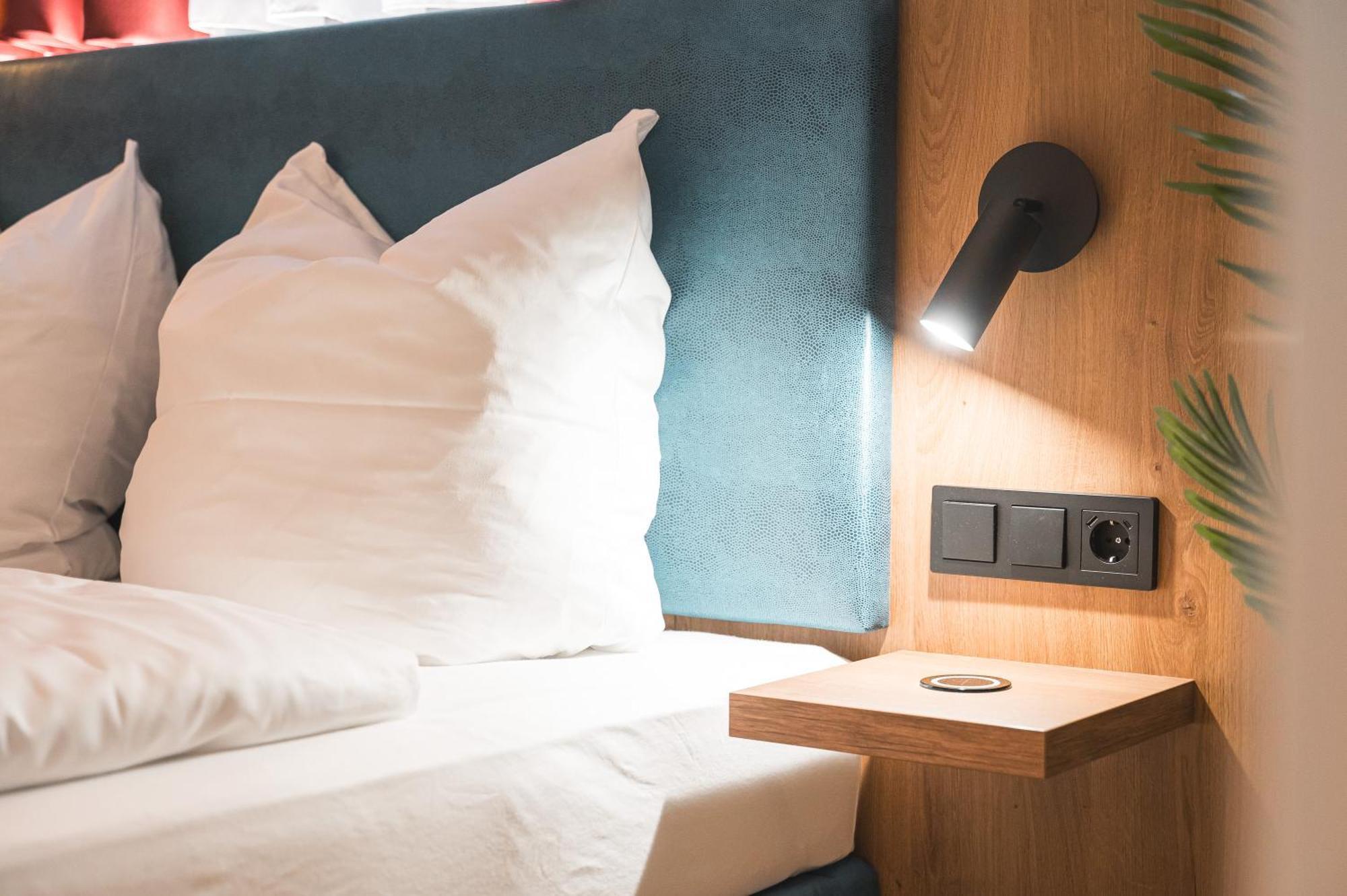 Jungle No5 Boutique Hotel - Stuttgart City-Center 객실 사진